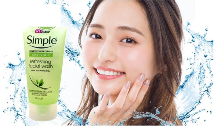 Sữa rửa mặt Simple Refreshing Facial Wash làm sạch sâu