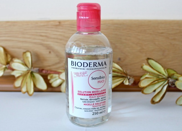 Mua nước tẩy trang Bioderma màu hồng ở đâu? Giá bao nhiêu?